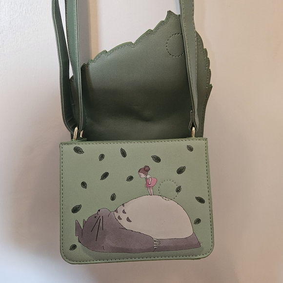 My Neighbor Totoro Hot Topic Her Universe Leaf Bag - Picture 4 of 9